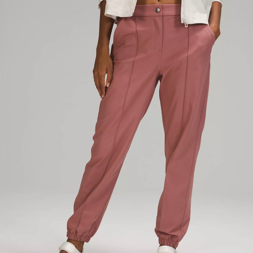 lululemon Warpstreme High-Rise Jogger 7/8 Length in Spiced Chai sz 31